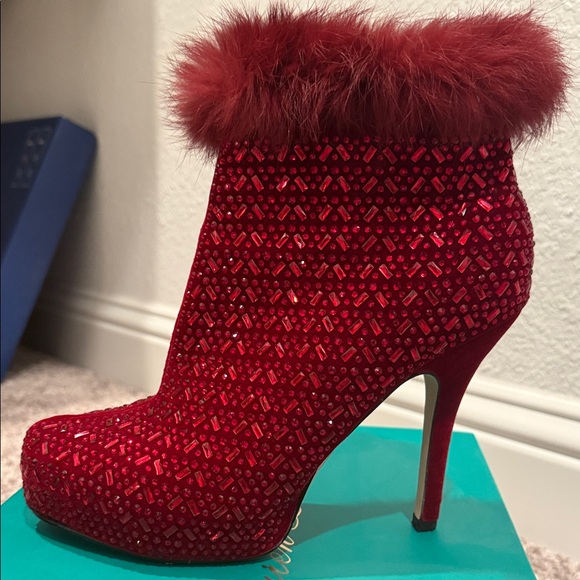 Red Rhinestone boots - Picture 2 of 3